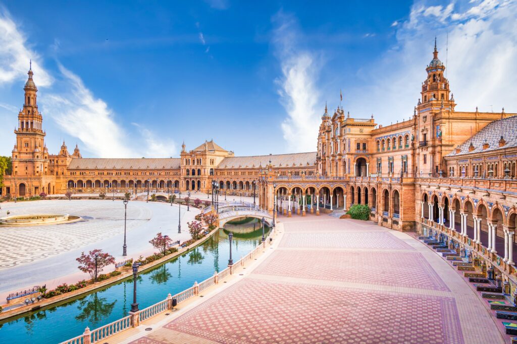 Seville seduces you. Flamenco clubs keep the intense intimacy of this centuries-old tradition alive whilst aristocratic mansions recall the city's past as a Moorish capital.