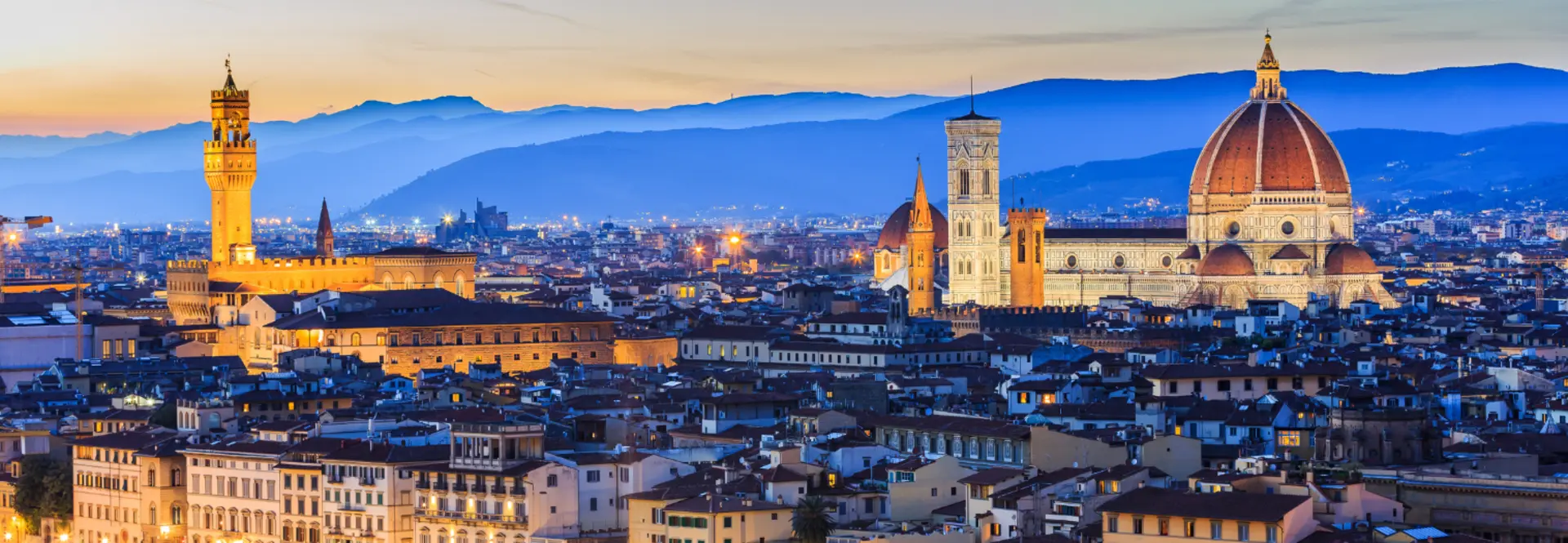 You’re going to fall in love with Florence. That’s a promise. This is the city of lurrve, after all, and if you’re lucky, you’ll probably fall in love with your travel companion while you’re there as well. So be warned.