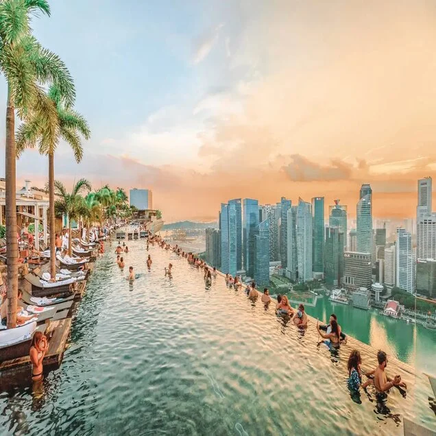 Marina Bay Sands Hotel-Infinity Pool